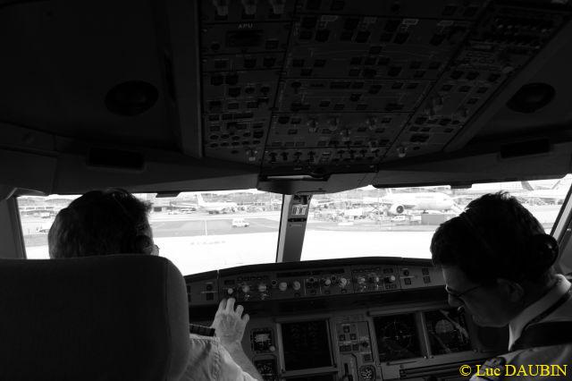 Dans le cockpit.jpg